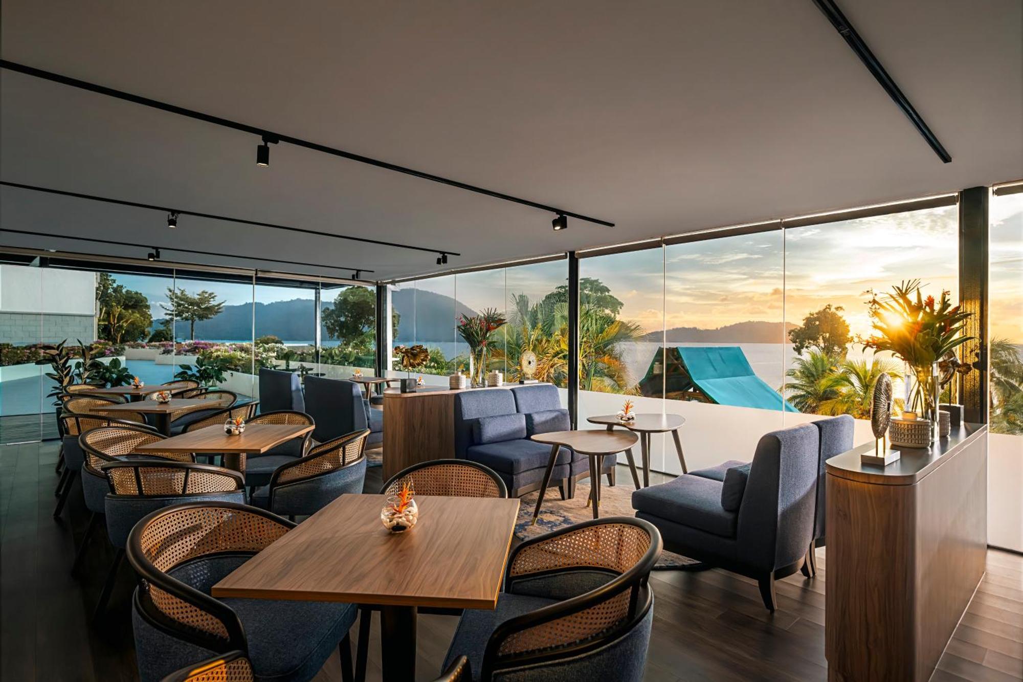 Doubletree By Hilton Damai Laut Otel Lumut Dış mekan fotoğraf