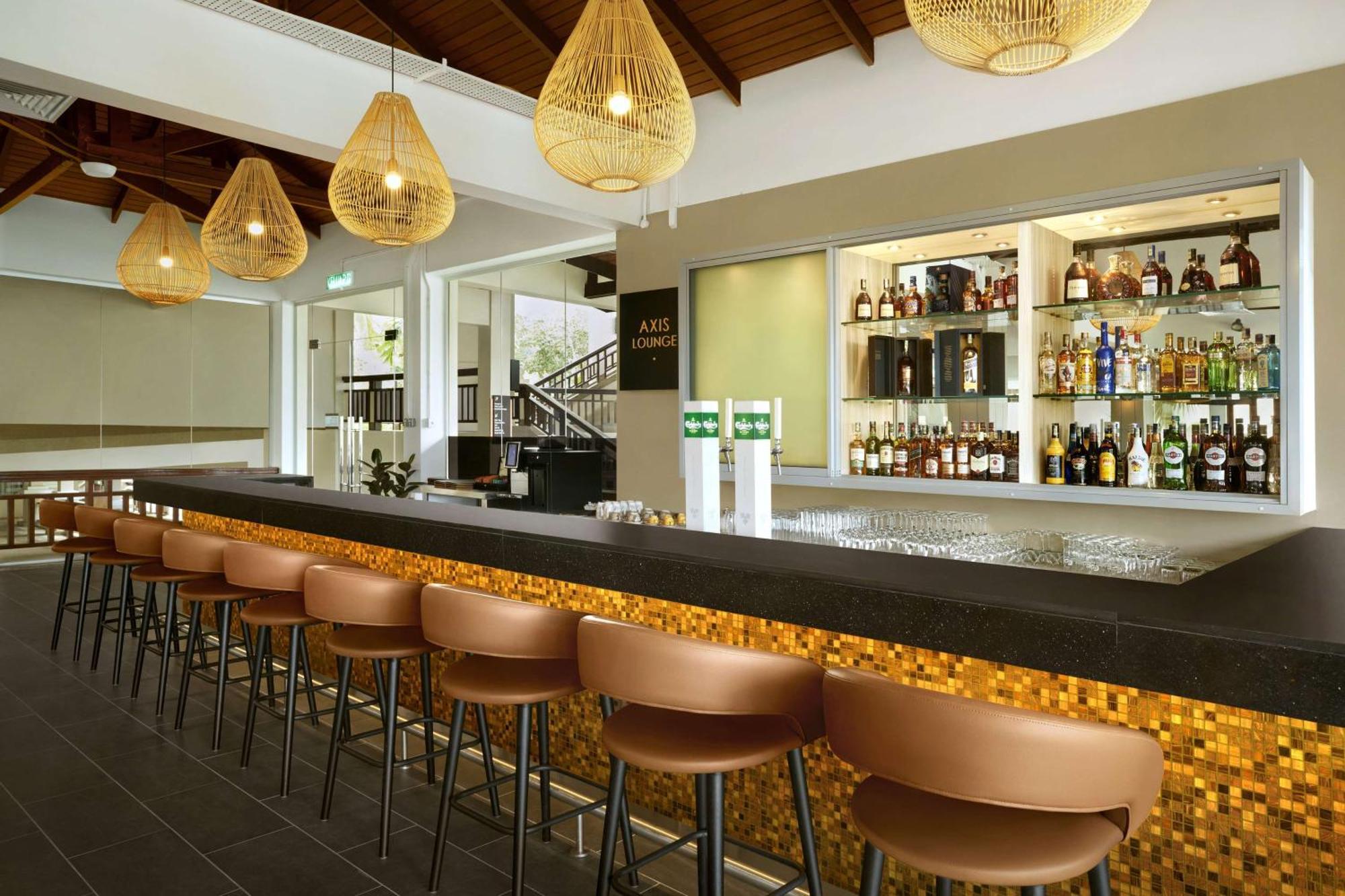Doubletree By Hilton Damai Laut Otel Lumut Dış mekan fotoğraf