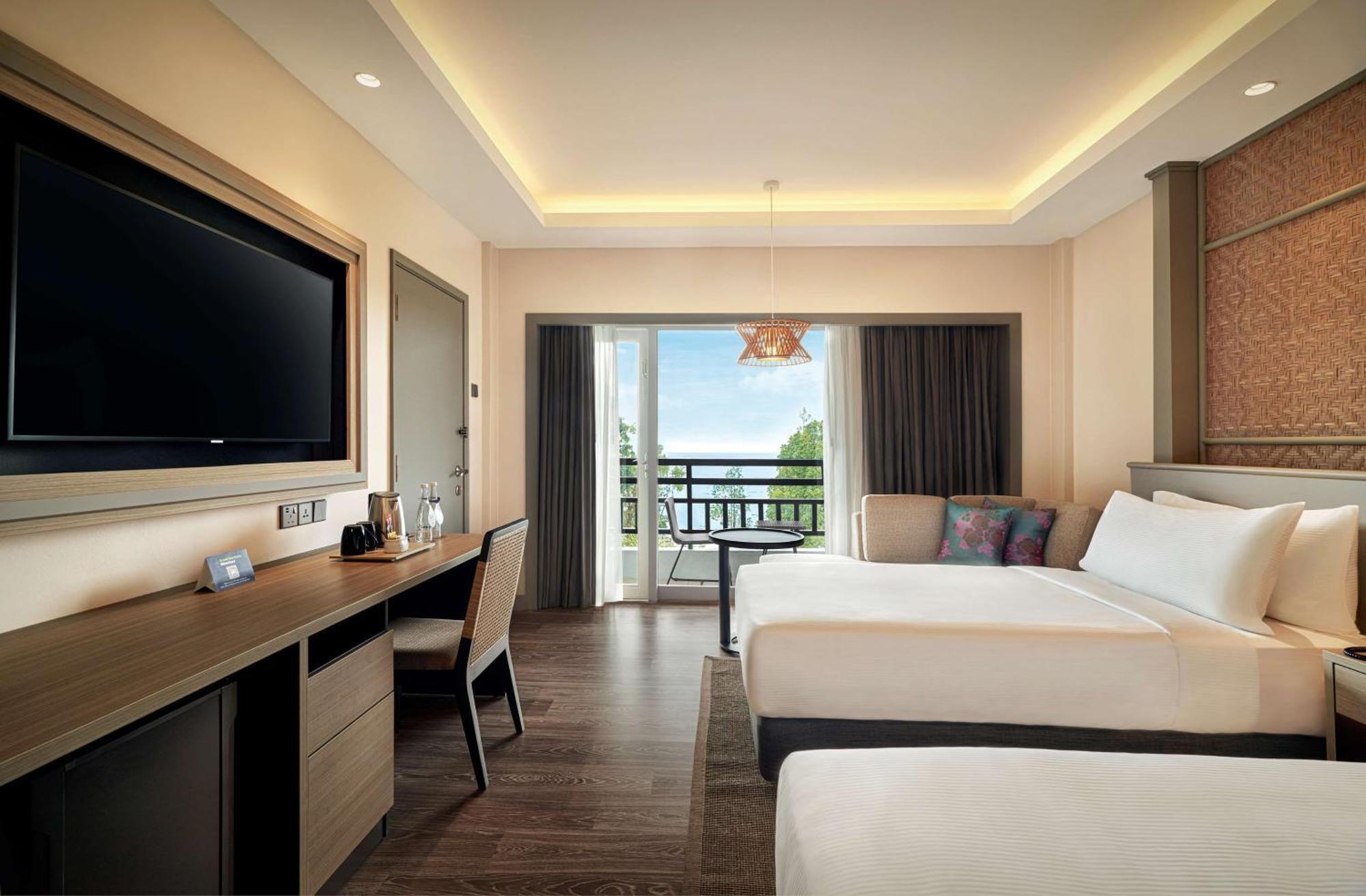 Doubletree By Hilton Damai Laut Otel Lumut Dış mekan fotoğraf